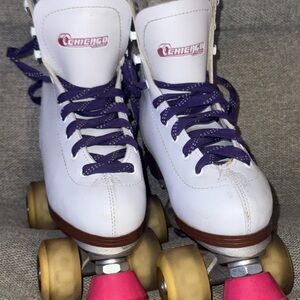 Chicago big kids  White roller Skates with Purple laces